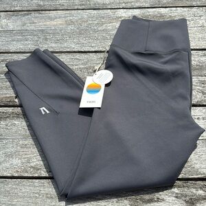 VUORI‎ Evolve Legging Women's Uplift Leggings CHARCOAL GREY size XL NWT